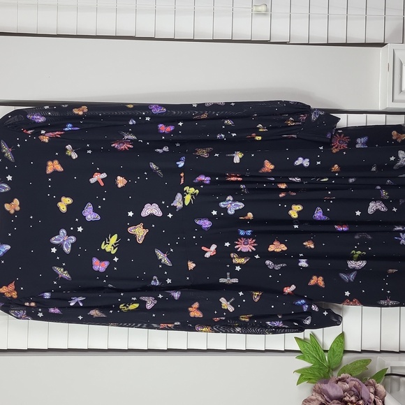 🦋🪲🦋 Blackmilk Black insects print dress with sheer sleeves. Size L - Picture 9 of 9